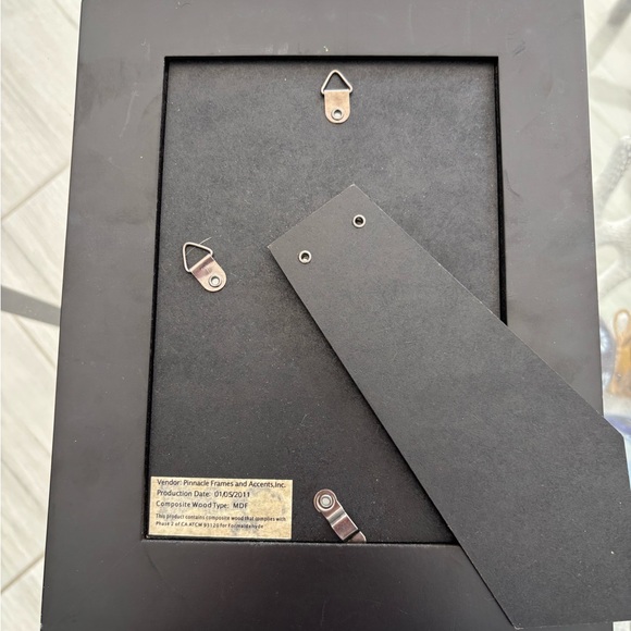 Elegant Brown Photo Frame - Picture 3 of 3